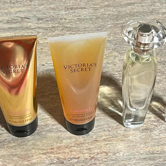 New Victoria’s Secret 4-Piece Heavenly Eau de Parfums, fragrance lotion, - Picture 7 of 16